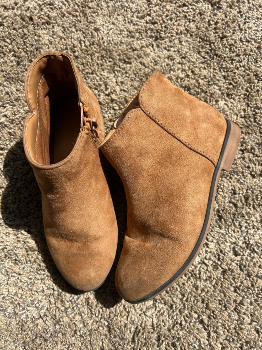 Cat & Jack Girls Tan Suede Ankle Booties